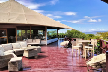 Emayian Luxury Camp