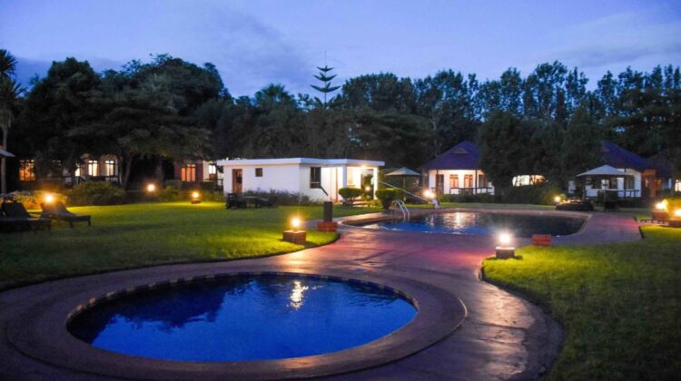 Bougainvillea Safari Lodge