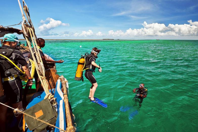 Disover Mombasa Marine National Park & Reserve