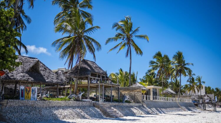 Zanzibar To Tanzania 6-Day Flight Safari